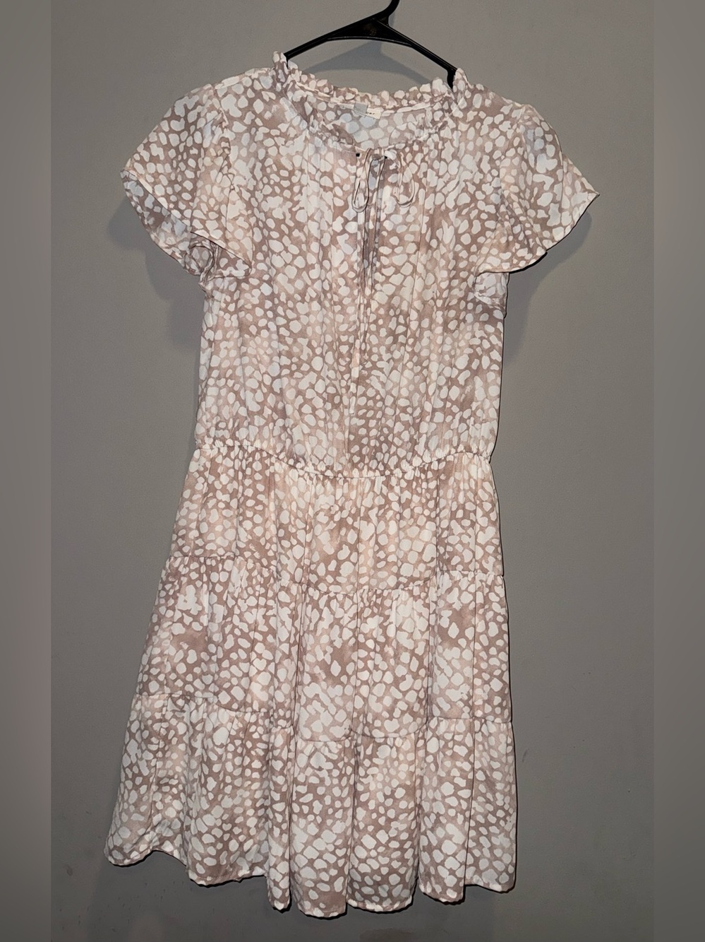 Blu Pepper Light Pink & White Printed Tie-Neck Flutter Dress